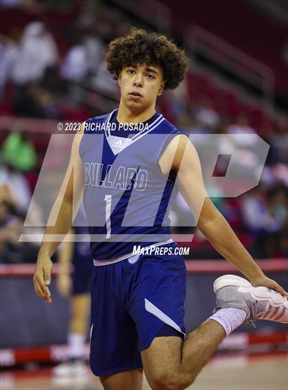 Thumbnail 3 in Bullard vs. Clovis North photogallery.