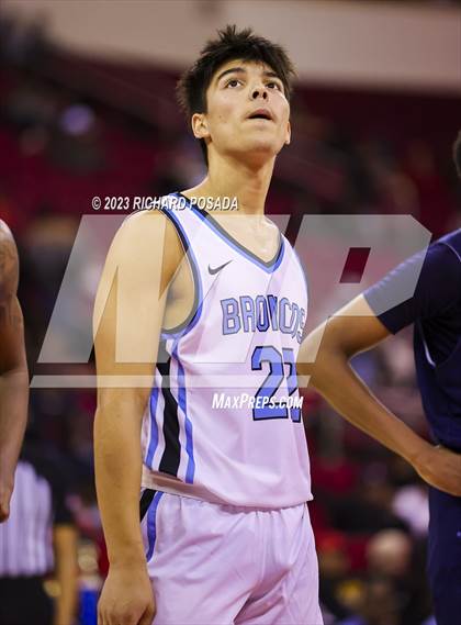 Thumbnail 2 in Bullard vs. Clovis North photogallery.