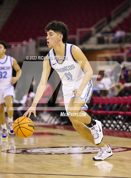 Thumbnail 2 in Bullard vs. Clovis North photogallery.