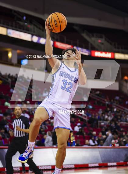 Thumbnail 2 in Bullard vs. Clovis North photogallery.