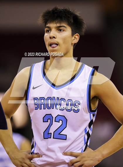 Thumbnail 3 in Bullard vs. Clovis North photogallery.