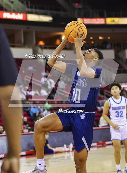 Thumbnail 2 in Bullard vs. Clovis North photogallery.