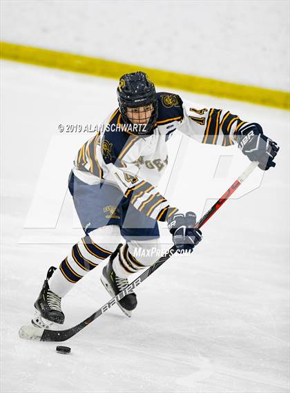 Thumbnail 1 in Spencerport vs. Irondequoit photogallery.