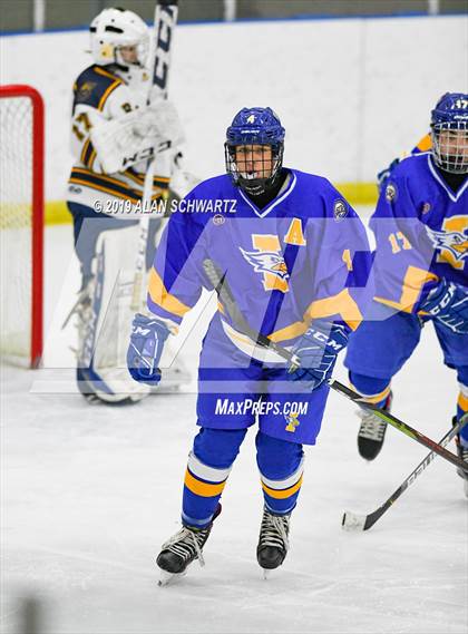 Thumbnail 1 in Spencerport vs. Irondequoit photogallery.