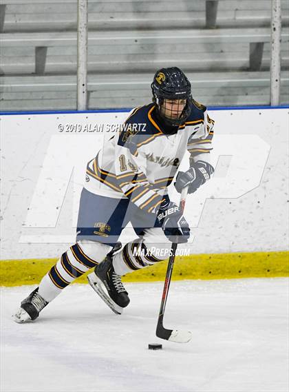 Thumbnail 3 in Spencerport vs. Irondequoit photogallery.
