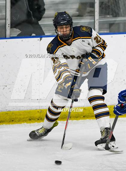 Thumbnail 3 in Spencerport vs. Irondequoit photogallery.
