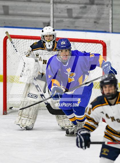 Thumbnail 3 in Spencerport vs. Irondequoit photogallery.