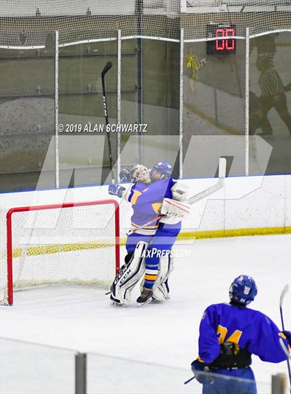 Thumbnail 2 in Spencerport vs. Irondequoit photogallery.
