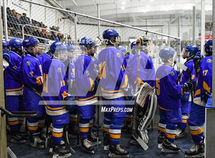 Thumbnail 2 in Spencerport vs. Irondequoit photogallery.