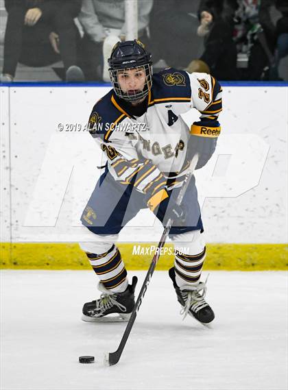 Thumbnail 2 in Spencerport vs. Irondequoit photogallery.