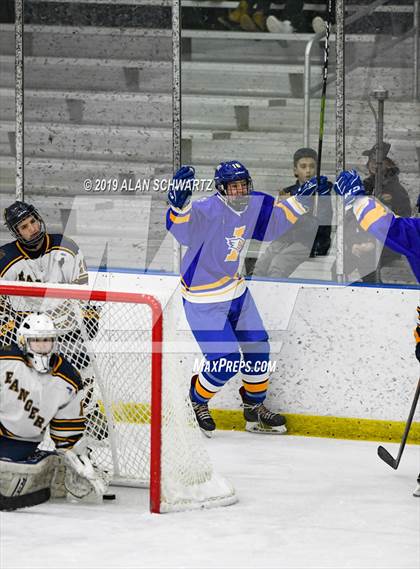 Thumbnail 1 in Spencerport vs. Irondequoit photogallery.