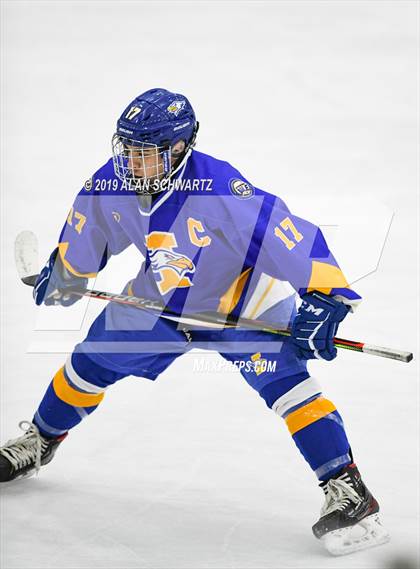 Thumbnail 3 in Spencerport vs. Irondequoit photogallery.