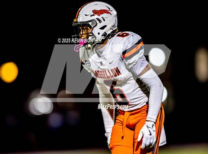 Thumbnail 3 in Washington @ St. Francis DeSales (OHSAA Div II Region 7 Semifinal) photogallery.