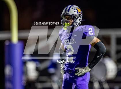 Thumbnail 2 in Washington @ St. Francis DeSales (OHSAA Div II Region 7 Semifinal) photogallery.