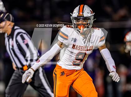 Thumbnail 1 in Washington @ St. Francis DeSales (OHSAA Div II Region 7 Semifinal) photogallery.