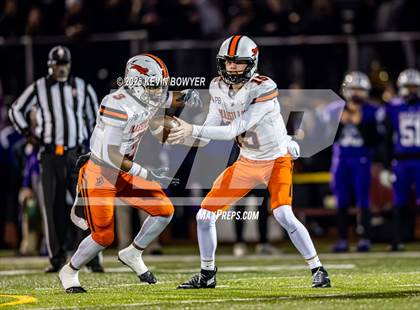 Thumbnail 2 in Washington @ St. Francis DeSales (OHSAA Div II Region 7 Semifinal) photogallery.