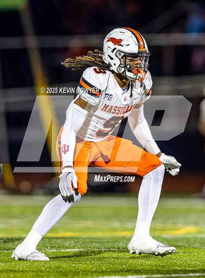 Thumbnail 2 in Washington @ St. Francis DeSales (OHSAA Div II Region 7 Semifinal) photogallery.