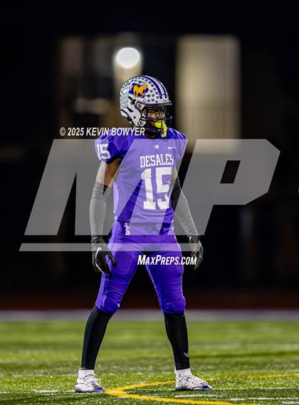 Thumbnail 2 in Washington @ St. Francis DeSales (OHSAA Div II Region 7 Semifinal) photogallery.