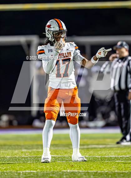 Thumbnail 2 in Washington @ St. Francis DeSales (OHSAA Div II Region 7 Semifinal) photogallery.