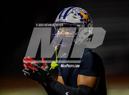 Thumbnail 1 in Washington @ St. Francis DeSales (OHSAA Div II Region 7 Semifinal) photogallery.