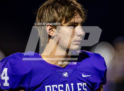 Thumbnail 3 in Washington @ St. Francis DeSales (OHSAA Div II Region 7 Semifinal) photogallery.
