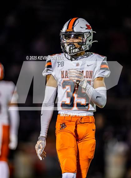 Thumbnail 3 in Washington @ St. Francis DeSales (OHSAA Div II Region 7 Semifinal) photogallery.