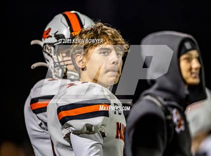 Thumbnail 3 in Washington @ St. Francis DeSales (OHSAA Div II Region 7 Semifinal) photogallery.