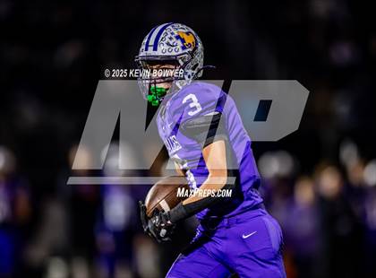 Thumbnail 1 in Washington @ St. Francis DeSales (OHSAA Div II Region 7 Semifinal) photogallery.
