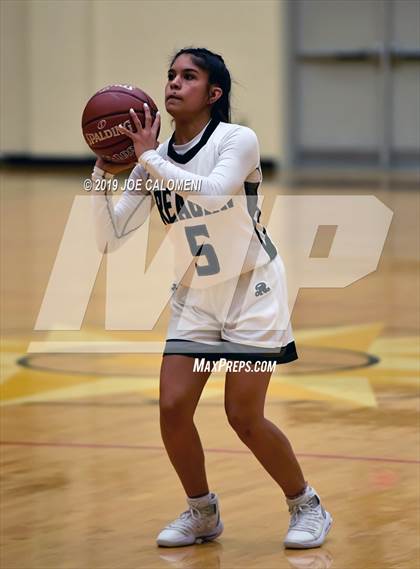 Thumbnail 1 in Reagan [Ronald] vs MacArthur [Douglas] photogallery.
