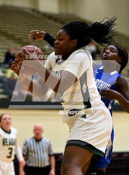 Thumbnail 2 in Reagan [Ronald] vs MacArthur [Douglas] photogallery.
