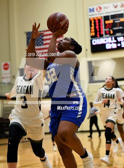 Thumbnail 3 in Reagan [Ronald] vs MacArthur [Douglas] photogallery.