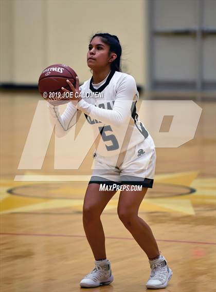 Thumbnail 3 in Reagan [Ronald] vs MacArthur [Douglas] photogallery.