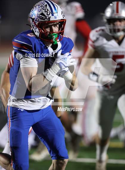 Thumbnail 3 in Ferndale vs. St. Vincent de Paul (CIF NCS D5 Final) photogallery.