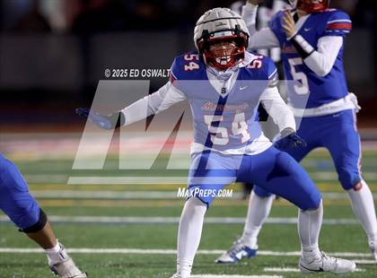 Thumbnail 2 in Ferndale vs. St. Vincent de Paul (CIF NCS D5 Final) photogallery.