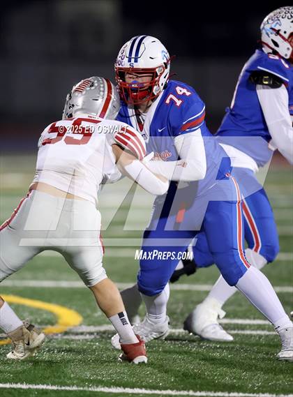 Thumbnail 2 in Ferndale vs. St. Vincent de Paul (CIF NCS D5 Final) photogallery.