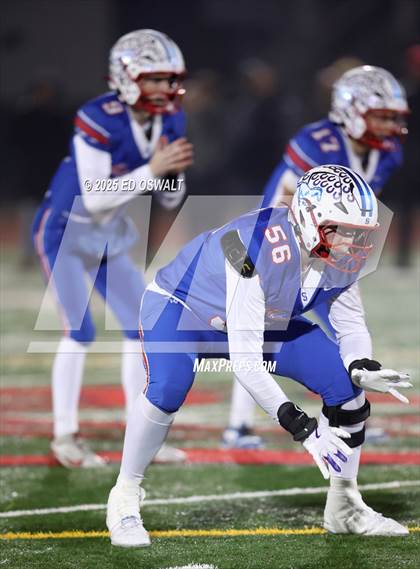 Thumbnail 3 in Ferndale vs. St. Vincent de Paul (CIF NCS D5 Final) photogallery.