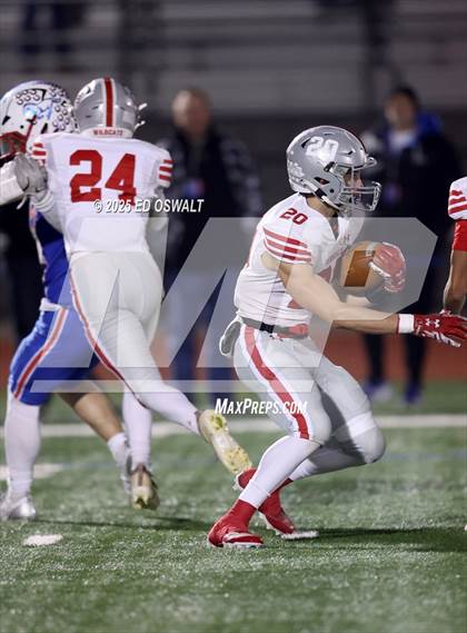 Thumbnail 2 in Ferndale vs. St. Vincent de Paul (CIF NCS D5 Final) photogallery.