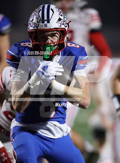 Thumbnail 1 in Ferndale vs. St. Vincent de Paul (CIF NCS D5 Final) photogallery.