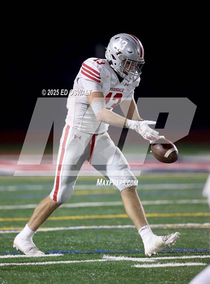 Thumbnail 3 in Ferndale vs. St. Vincent de Paul (CIF NCS D5 Final) photogallery.