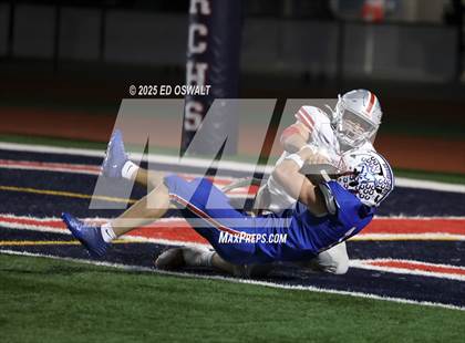 Thumbnail 1 in Ferndale vs. St. Vincent de Paul (CIF NCS D5 Final) photogallery.