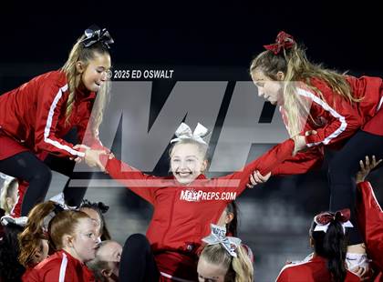 Thumbnail 3 in Ferndale vs. St. Vincent de Paul (CIF NCS D5 Final) photogallery.