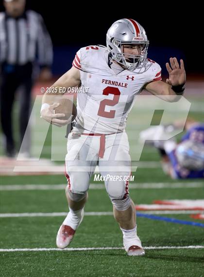 Thumbnail 2 in Ferndale vs. St. Vincent de Paul (CIF NCS D5 Final) photogallery.