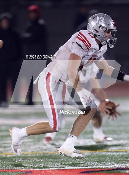 Thumbnail 3 in Ferndale vs. St. Vincent de Paul (CIF NCS D5 Final) photogallery.