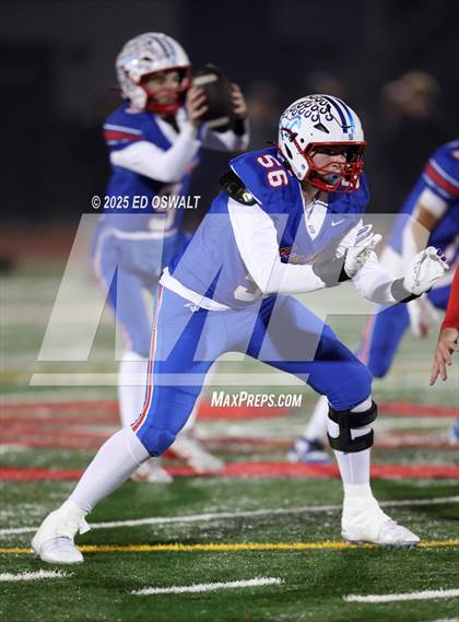 Thumbnail 1 in Ferndale vs. St. Vincent de Paul (CIF NCS D5 Final) photogallery.