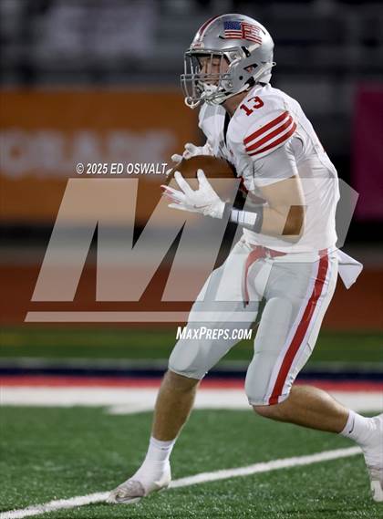 Thumbnail 1 in Ferndale vs. St. Vincent de Paul (CIF NCS D5 Final) photogallery.