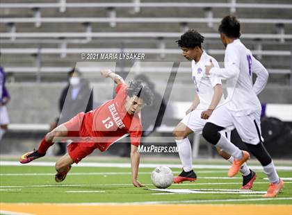 Thumbnail 3 in Humble vs. Bellaire (CFISD Soccer Showcase) photogallery.