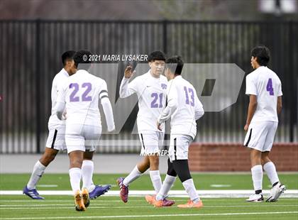 Thumbnail 2 in Humble vs. Bellaire (CFISD Soccer Showcase) photogallery.