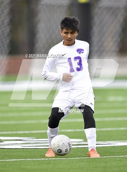Thumbnail 3 in Humble vs. Bellaire (CFISD Soccer Showcase) photogallery.