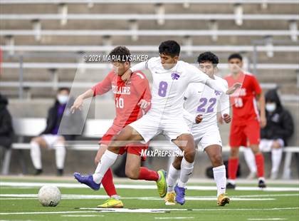 Thumbnail 2 in Humble vs. Bellaire (CFISD Soccer Showcase) photogallery.