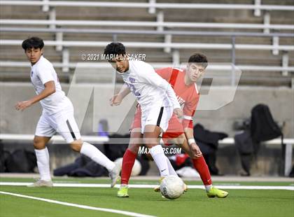 Thumbnail 2 in Humble vs. Bellaire (CFISD Soccer Showcase) photogallery.